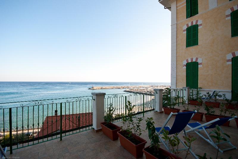 Hotel Del Golfo Finale Ligure Dış mekan fotoğraf